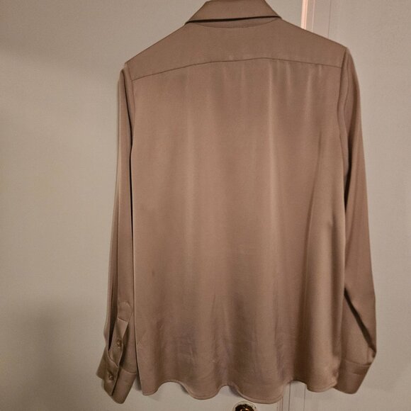 Vince Camuto Satin Long Sleeve Button-Up ShirtCHAMPANGE FIZZ, Size Small - Picture 4 of 5